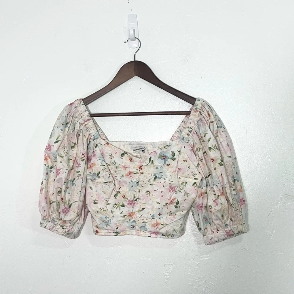 Abercrombie & Fitch Pastel Floral Puff Sleeve Crop Top NWT